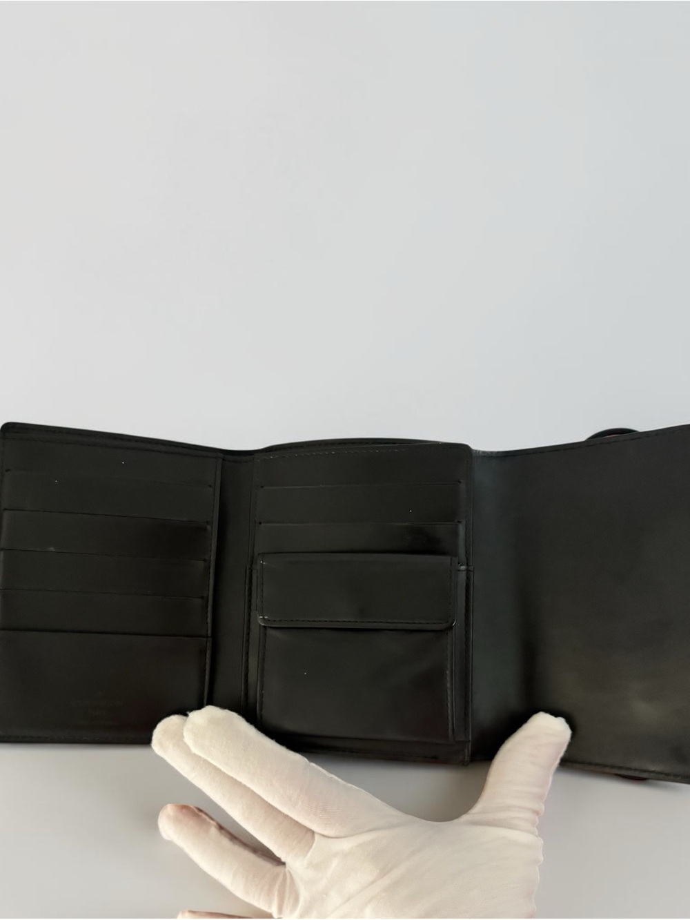 Louis Vuitton Black Epi Trifold Compact Wallet - Picture 6 of 6